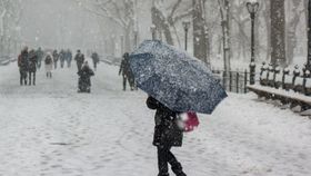 Meteorologii Accuweather anunță că se întorc ninsorile în România. Unde va ninge la început de aprilie?